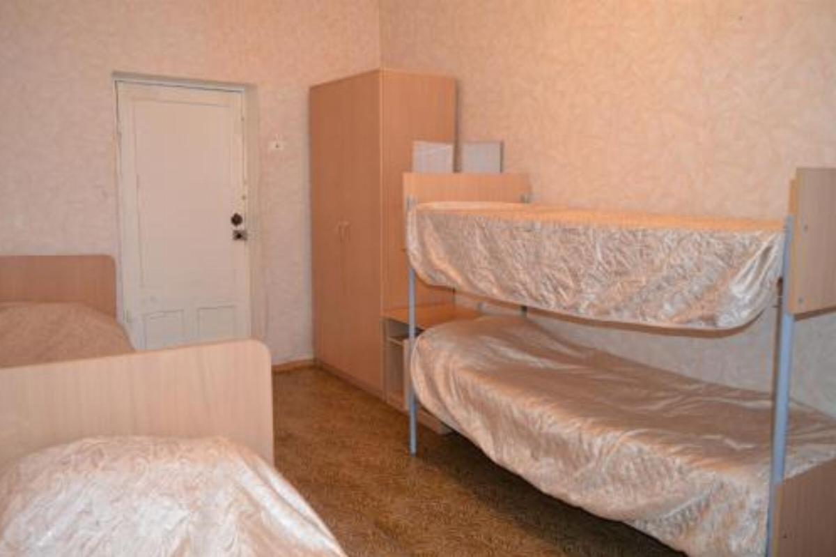Hostel On Oktyabrskaya 18 Hotel Kamensk-Ural'skiy Russia