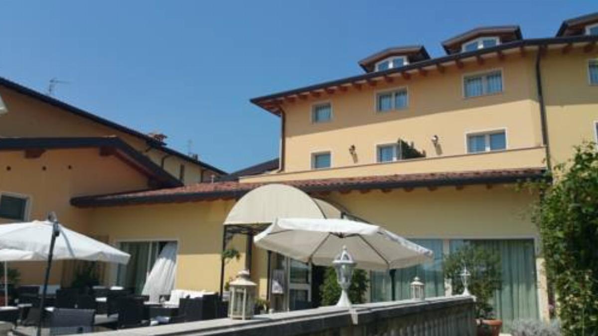 Hotel Borgo dei Poeti Wellness Resort Hotel Manerba del Garda Italy
