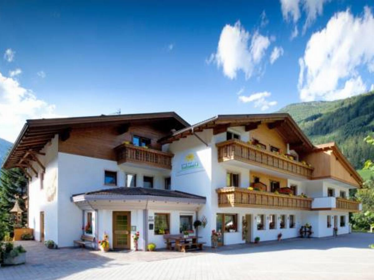 Hotel Gisserhof Hotel San Giovanni in Val Aurina Italy