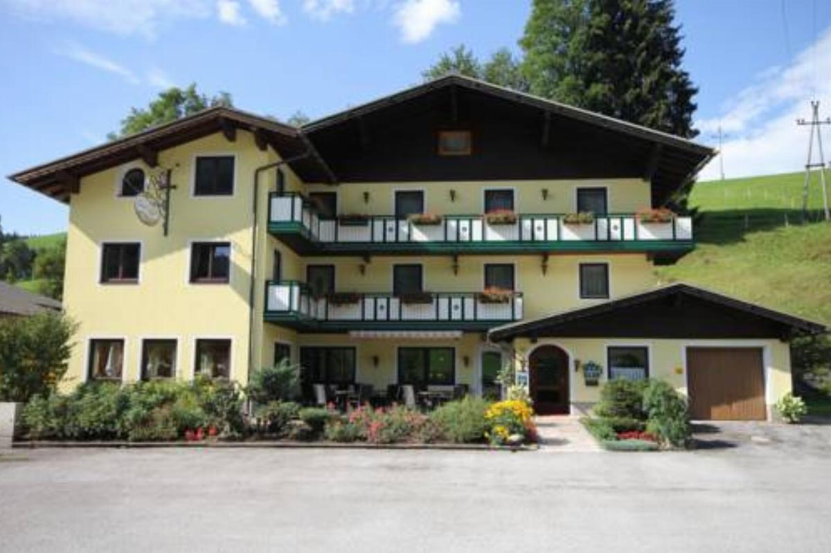 Hotel Landhaus Ausswink'l Hotel Russbach am Pass Gschütt Austria