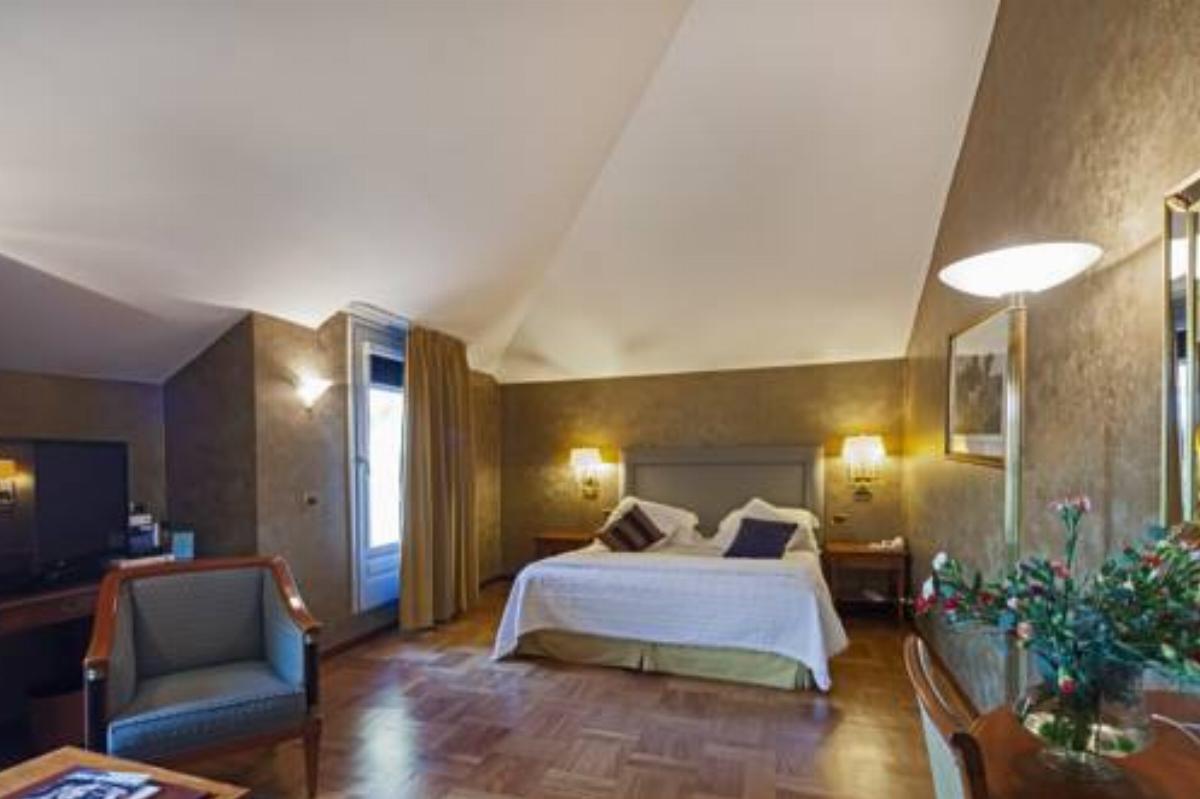 Hotel Palazzo Lovera Hotel Cuneo Italy