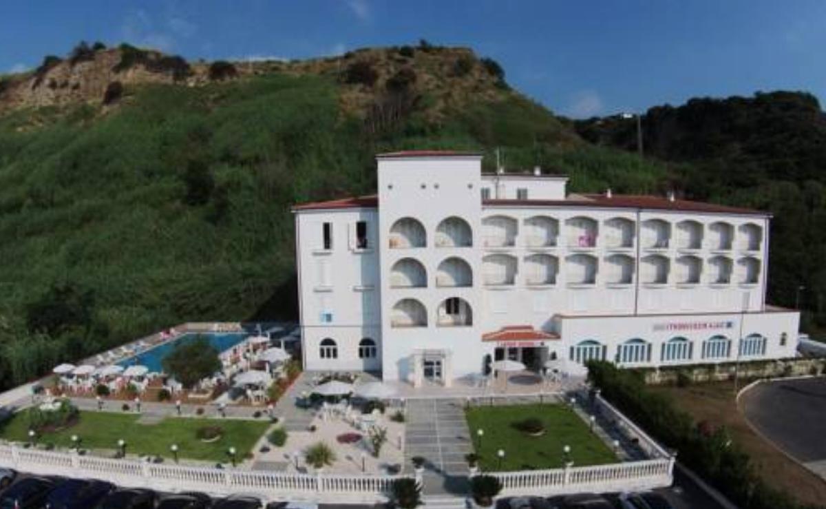 Hotel Total Hotel Fuscaldo Italy
