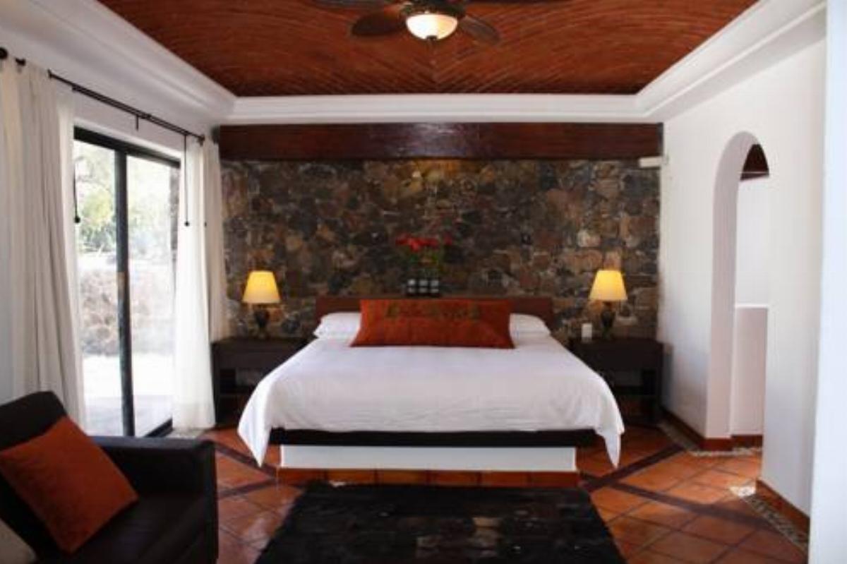 Hotel Villa Mexicana Golf & Equestrian Resort Hotel Villa del Pueblito Mexico