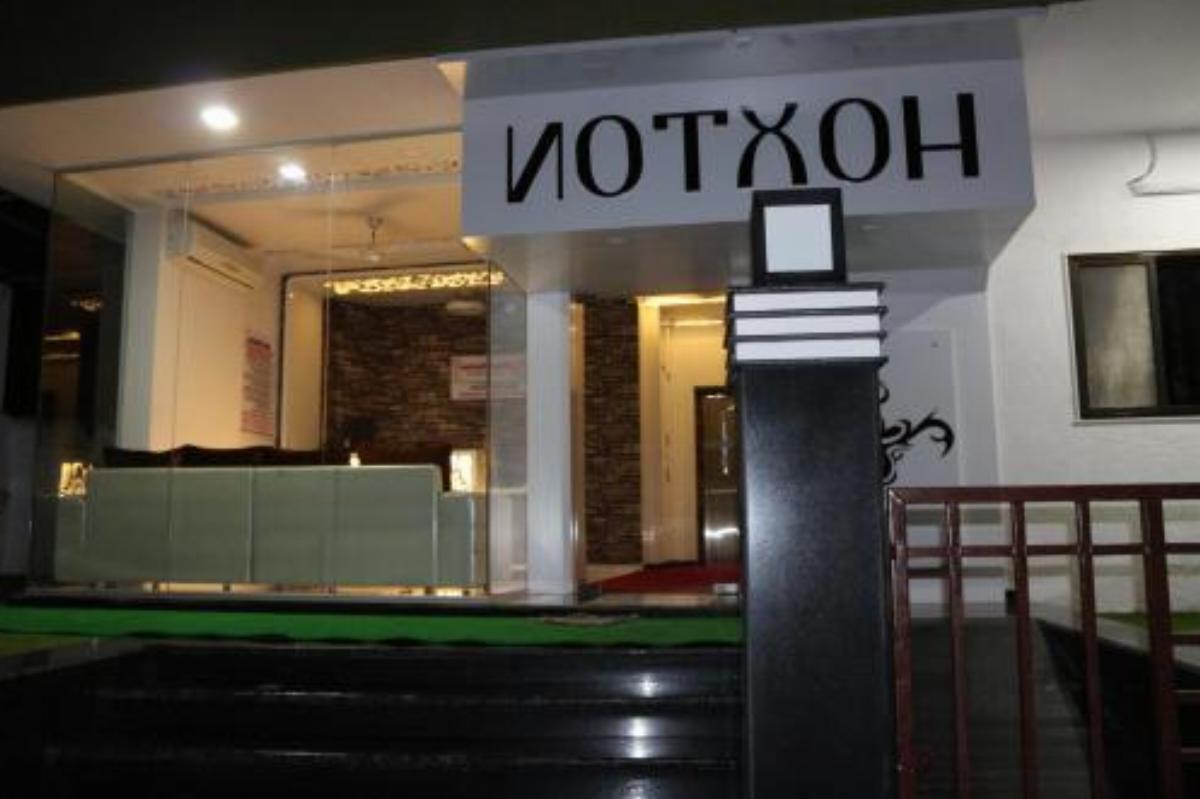 Hotel Voxton Hotel Gorai India
