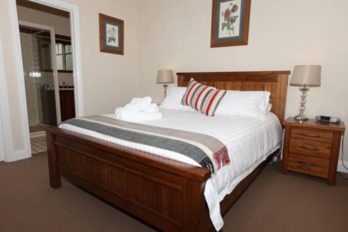 House on the Hill Bed and Breakfast Hotel Huonville Australia