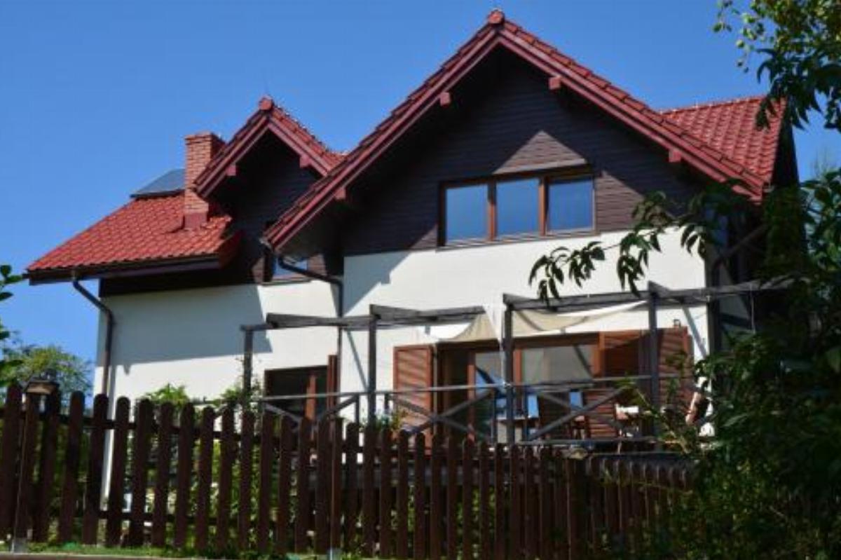 House with a garden Hotel Bolechowice Poland