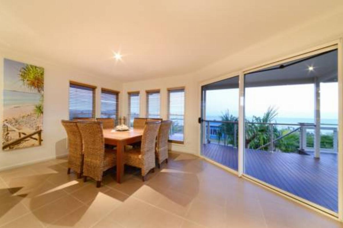 Hydeaway Bay Beach House - Hydeaway Bay Hotel Hideaway Bay Australia