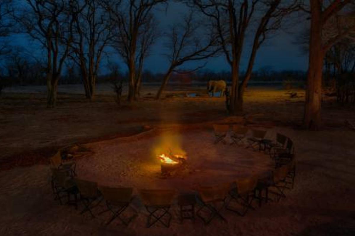 Hyena Pan Tented Camp Hotel Khwai Botswana