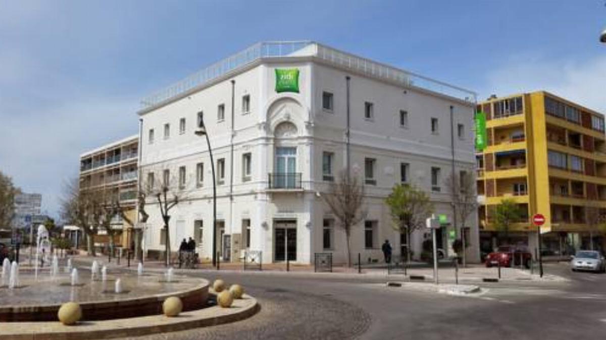 Ibis Styles Hyeres Centre Gare Hotel Hyères France