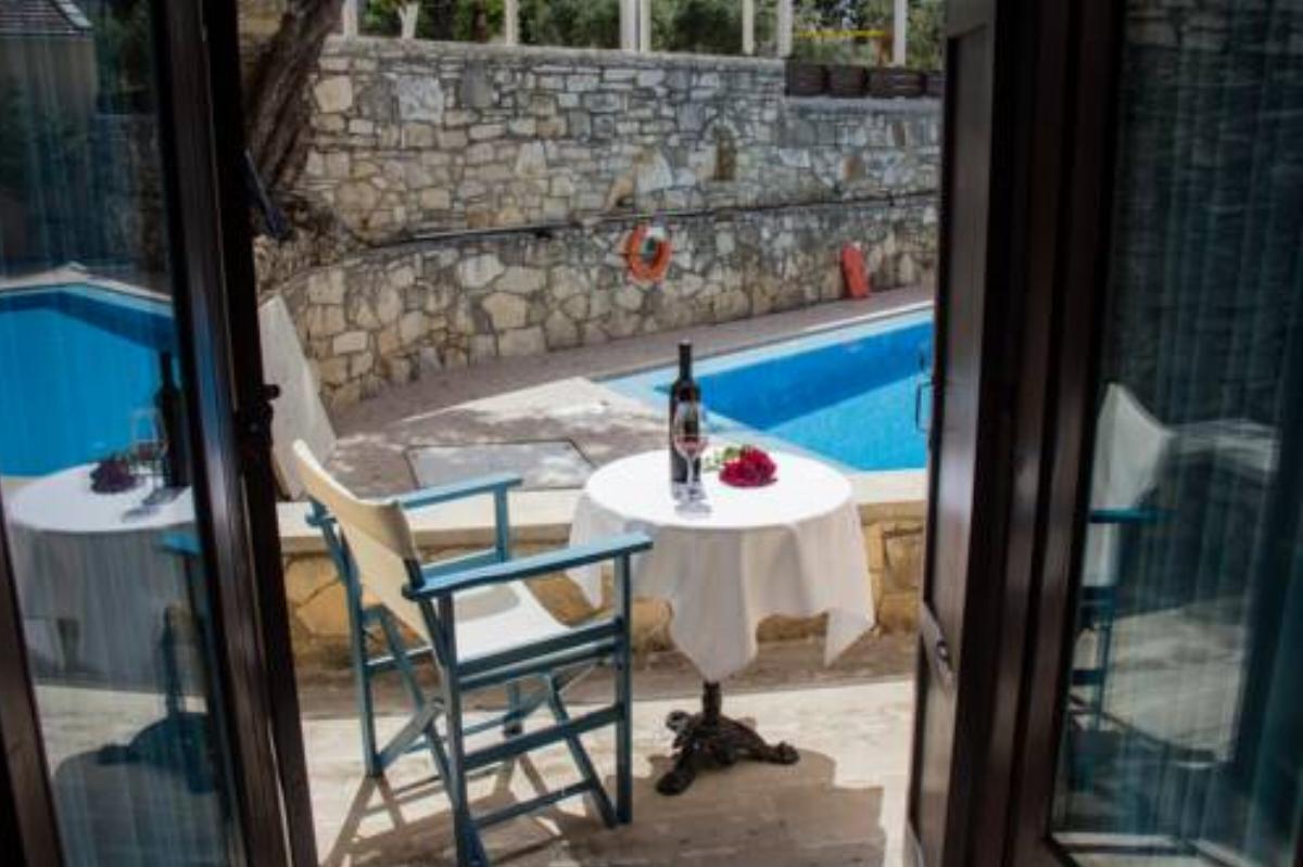 Iliopetra Hotel Douliana Greece