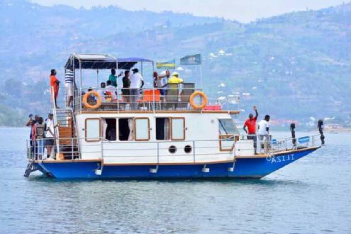 Iliza House Boat Hotel Kibuye Rwanda