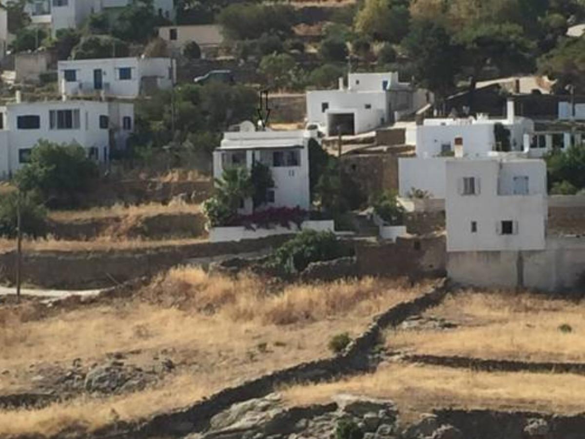 Inge's village house. Hotel Lefkes Greece