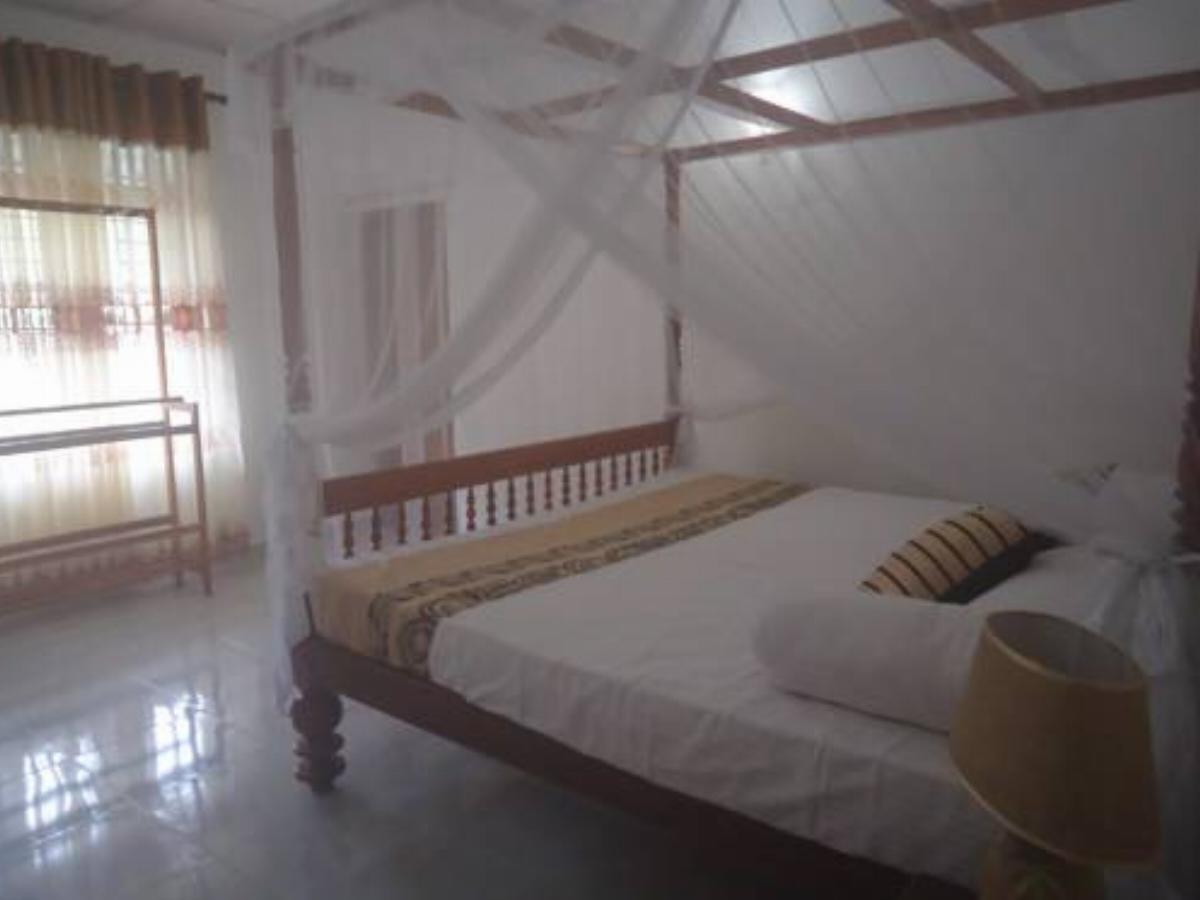 Ishaq guest Hotel Hambantota Sri Lanka