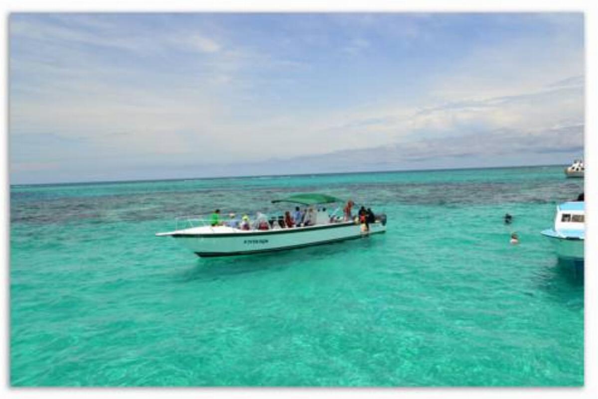 Isla Marisol Resort Hotel Glovers Reef Belize