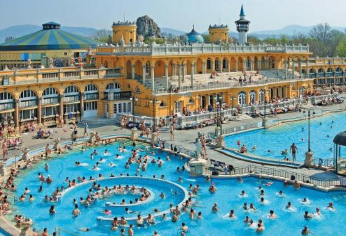 Jade Apartment City Park Thermal Bath Hotel Budapest Hungary