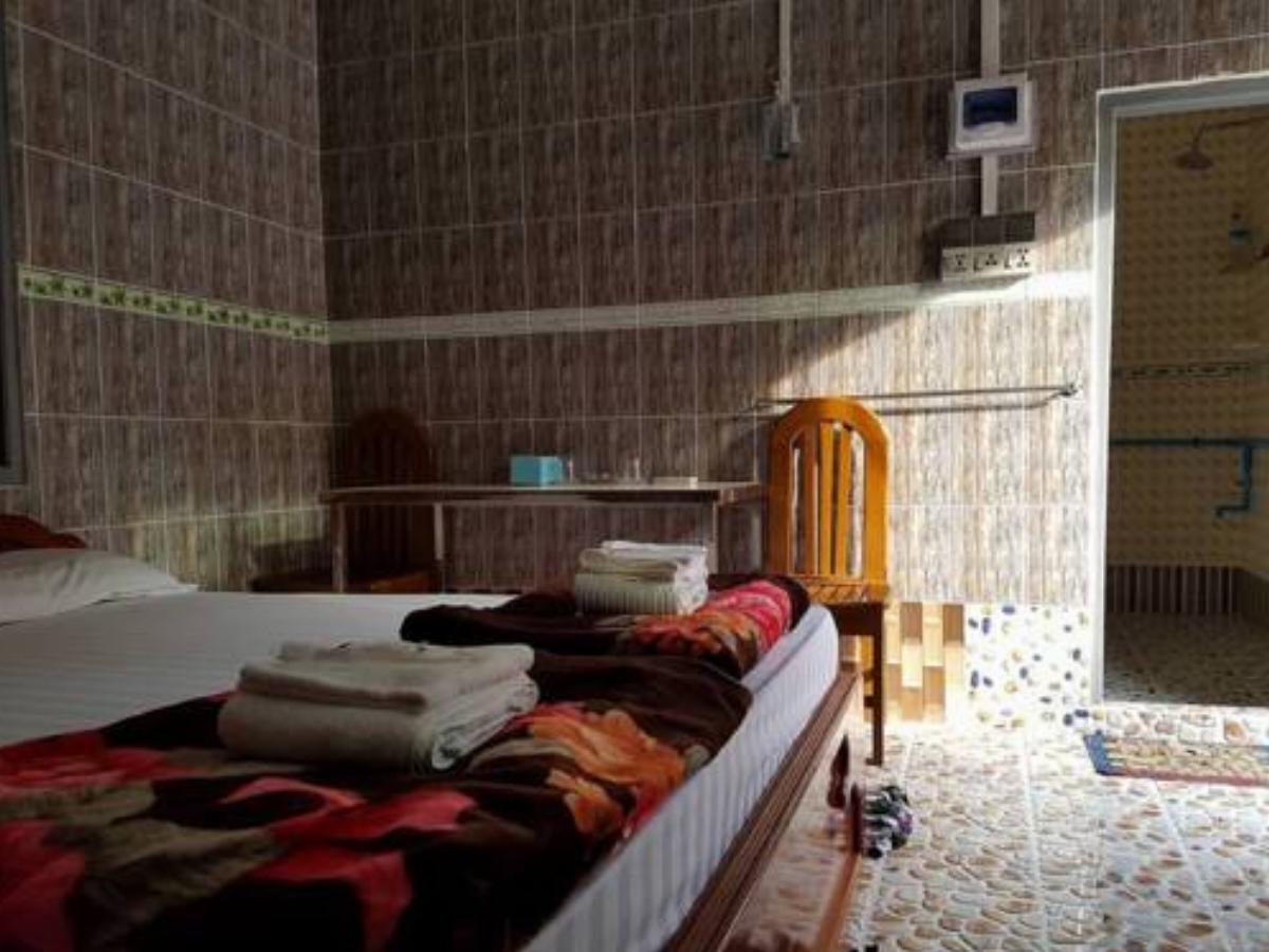 Kaung Kaung Guest House- Burmese Only Hotel Bilin Myanmar