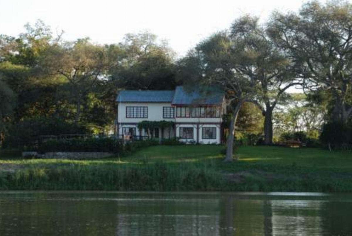 Kayube River House and Bungalows Hotel Livingstone Zambia