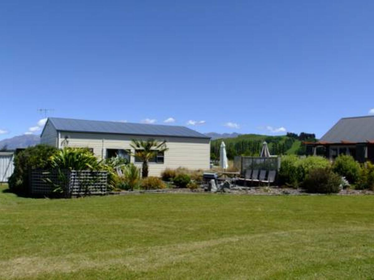 Kepler Mountain View Hotel Manapouri New Zealand