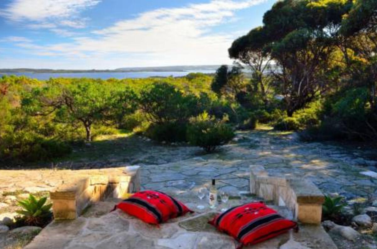 Kestrel Downs Hotel Pelican Lagoon Australia