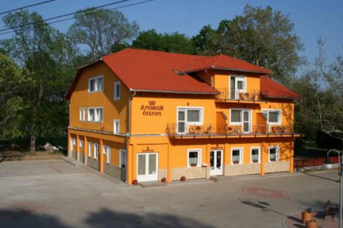 Korona Panzió Hotel Csokonyavisonta Hungary