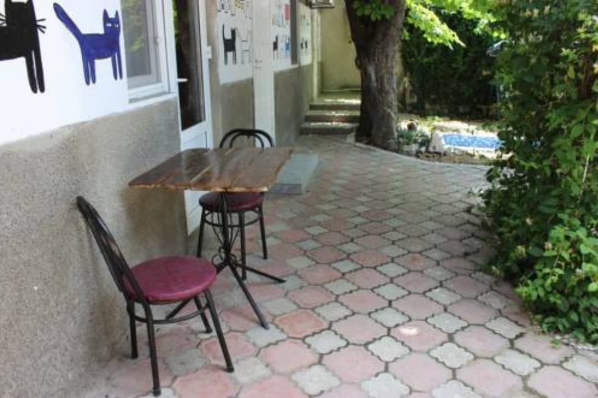 Koshkindom Guest House Hotel Berehove Crimea