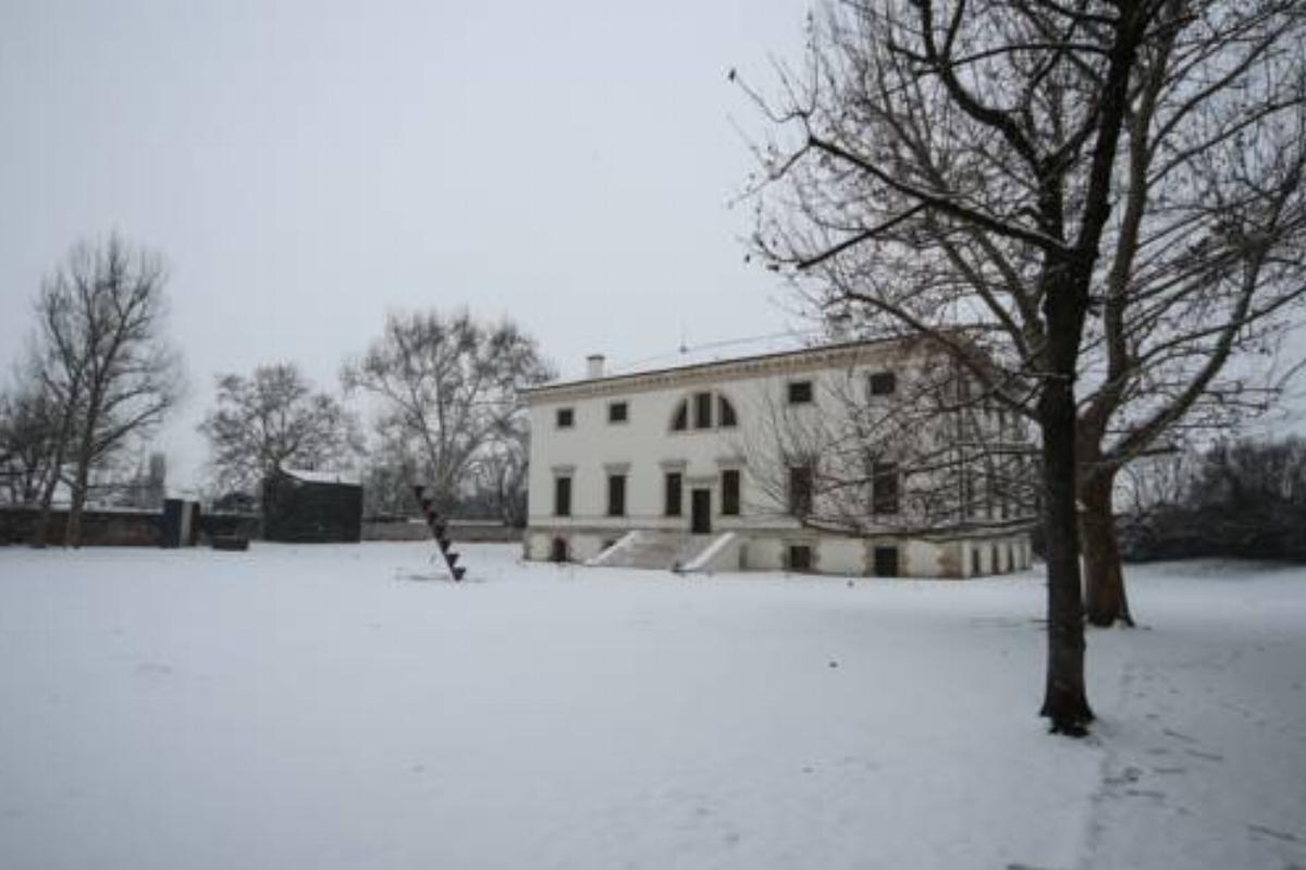 La Barchessa di Villa Pisani Hotel Lonigo Italy