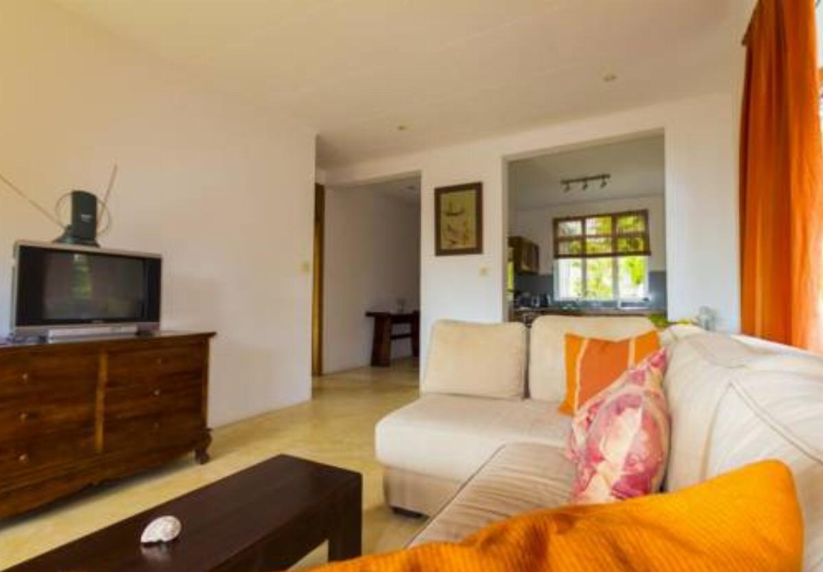 La Batie selfcatering Apartment Hotel Beau Vallon Seychelles