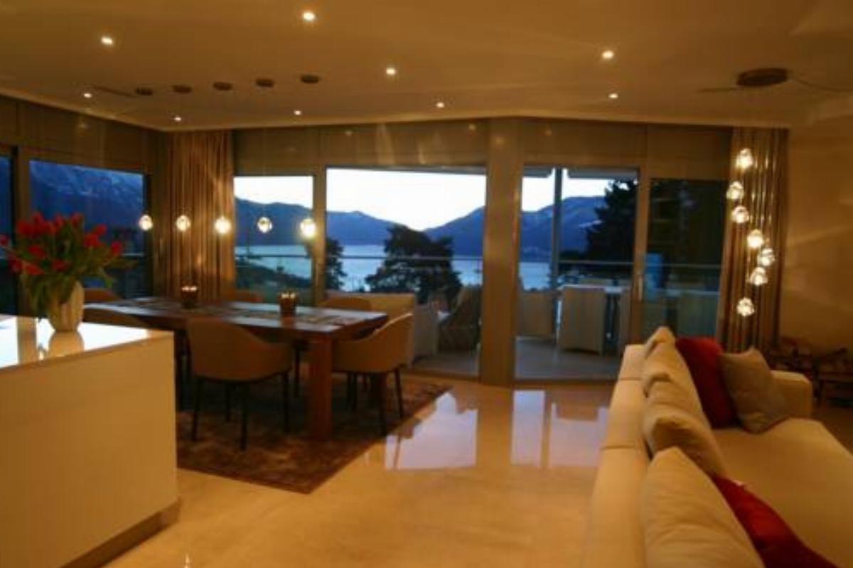 La Camelia - das Luxusferiendomizil mit Pool und Seesicht Hotel Locarno Switzerland