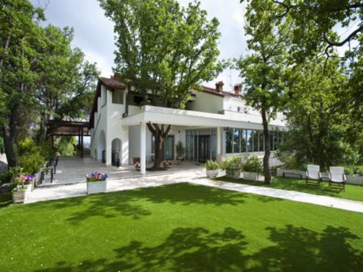 La Locanda Del Pontefice - Luxury Country House Hotel Marino Italy