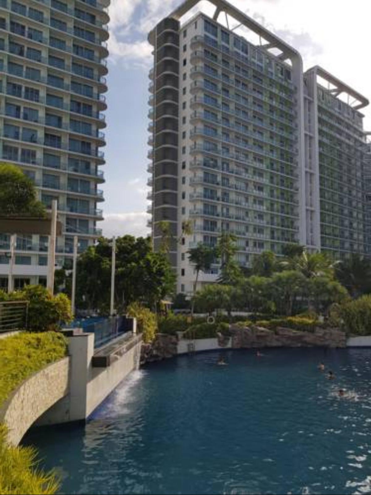LagoonView at Azure by Holidear Hotel Manila Philippines