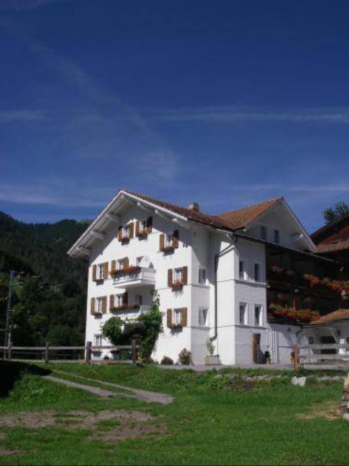 Landgasthof Sommerfeld Hotel Pragg-Jenaz Switzerland