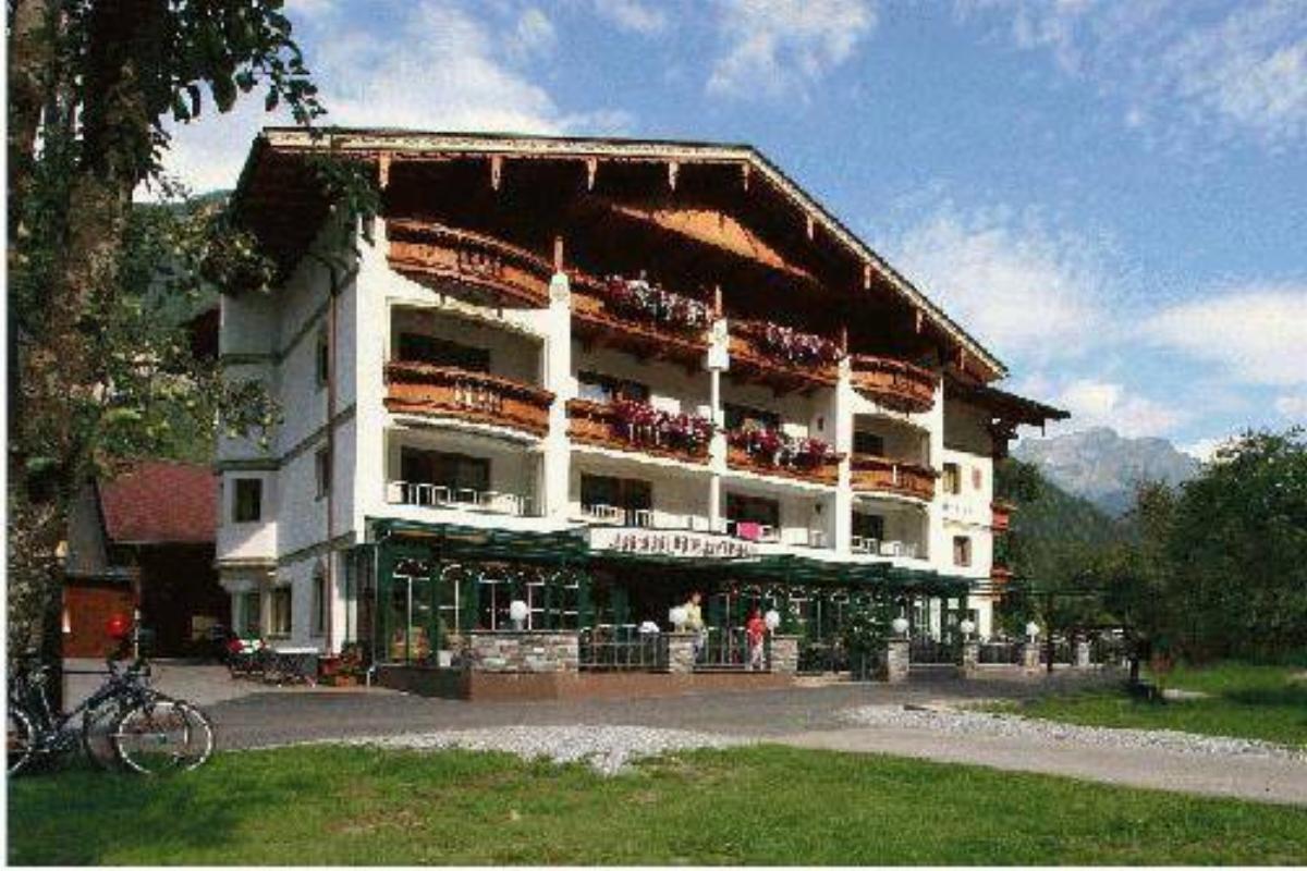 Landhotel Denggerhof Hotel Mayrhofen Austria