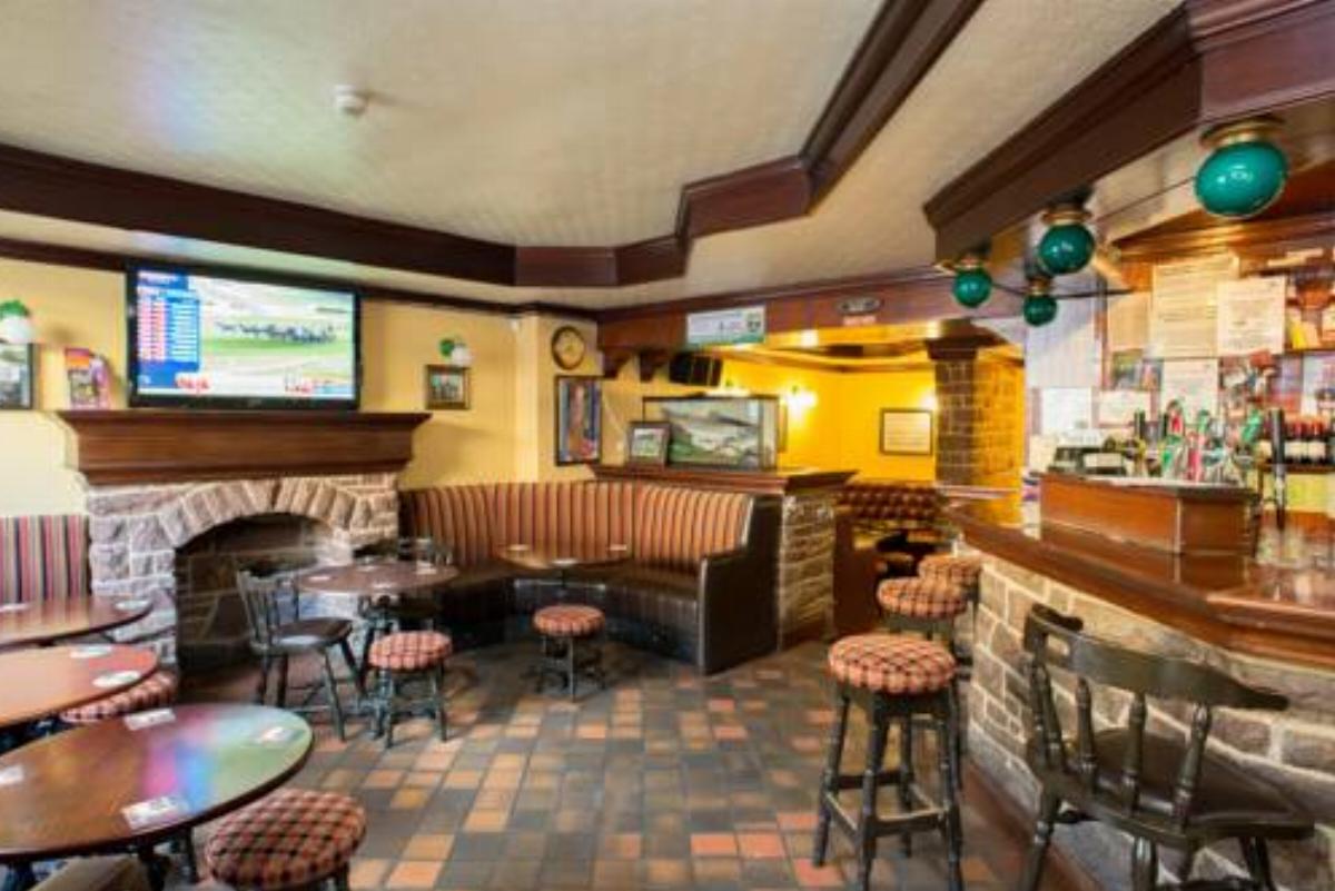 Larkin's Pub, Restaurant, and B&B Hotel Milltown Ireland