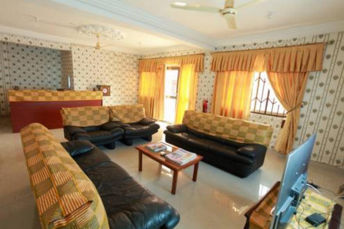Larry-Dort Guest House Hotel Kasoa Ghana