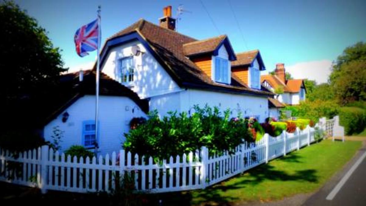 Latchetts Cottage Hotel Horley United Kingdom