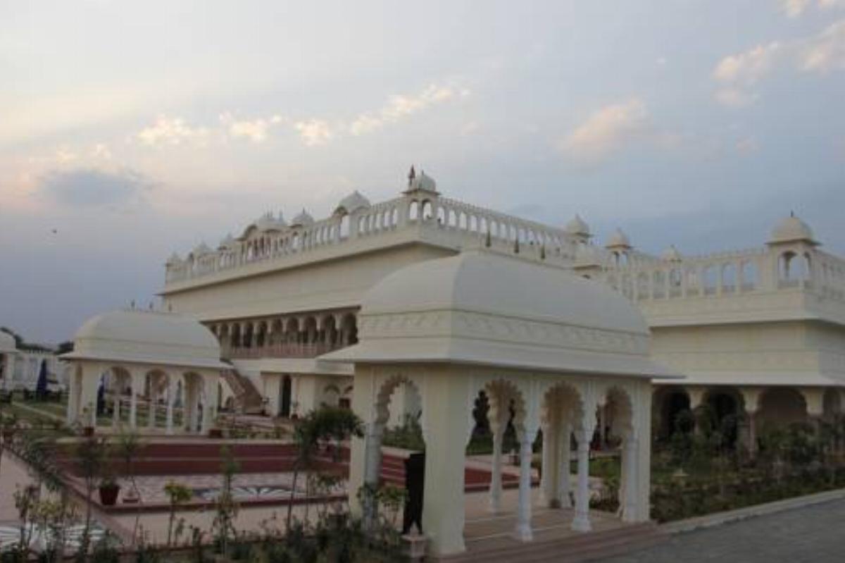 Laxmi Palace Heritage Hotel Hotel Dausa India
