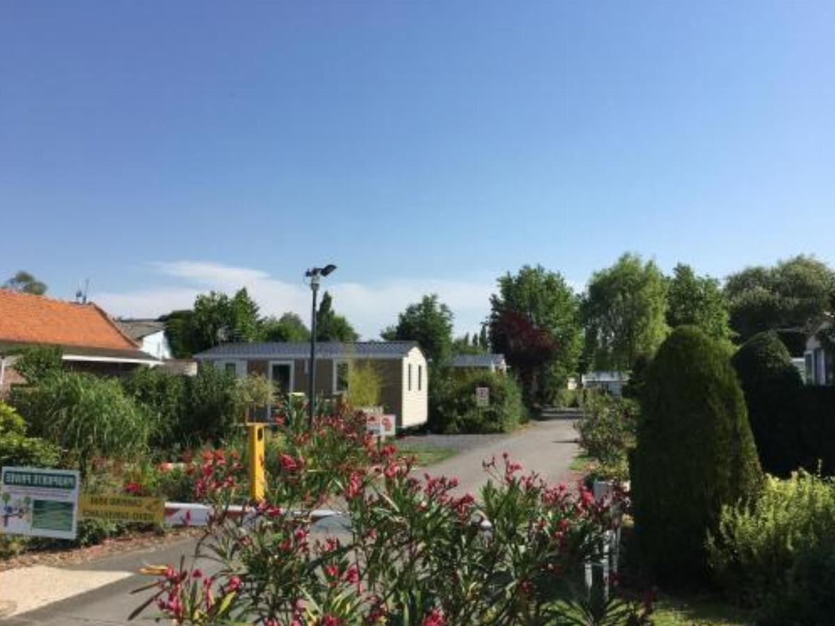 Le Camp des Roses Hotel Aubers France