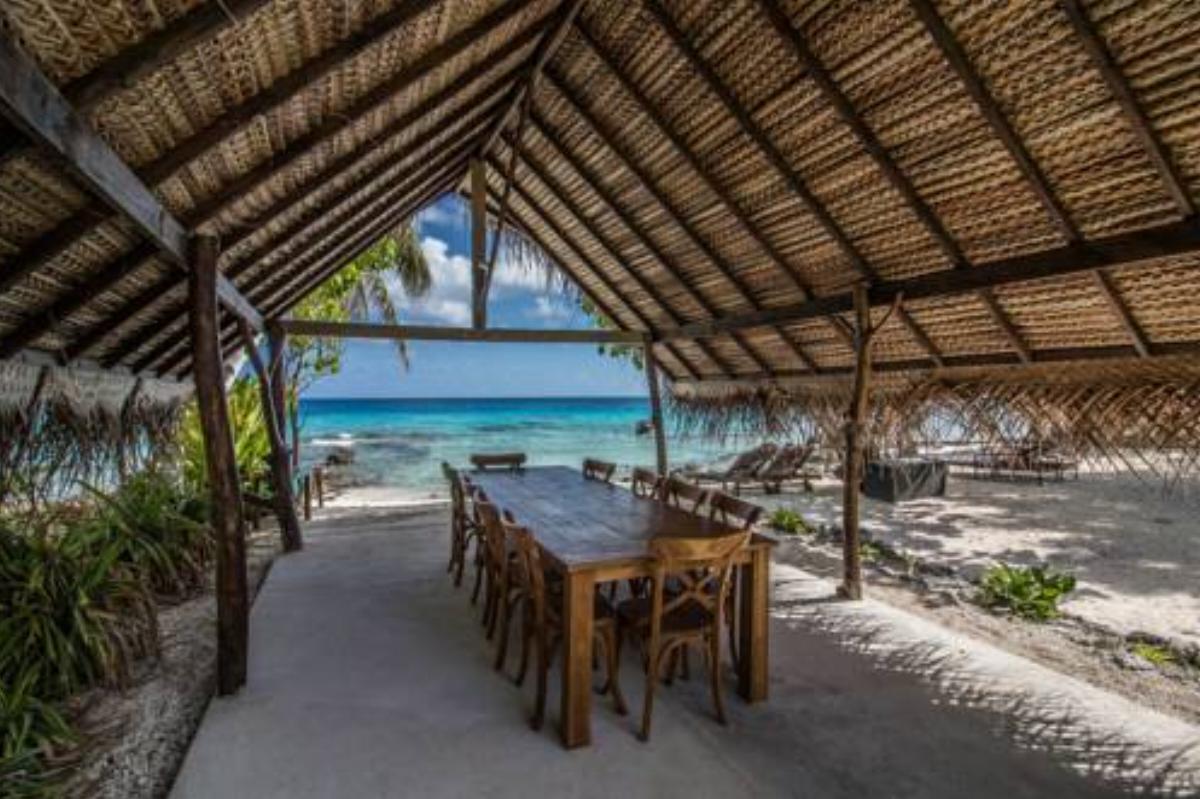 Le Coconut Lodge Hotel Avatoru French Polynesia