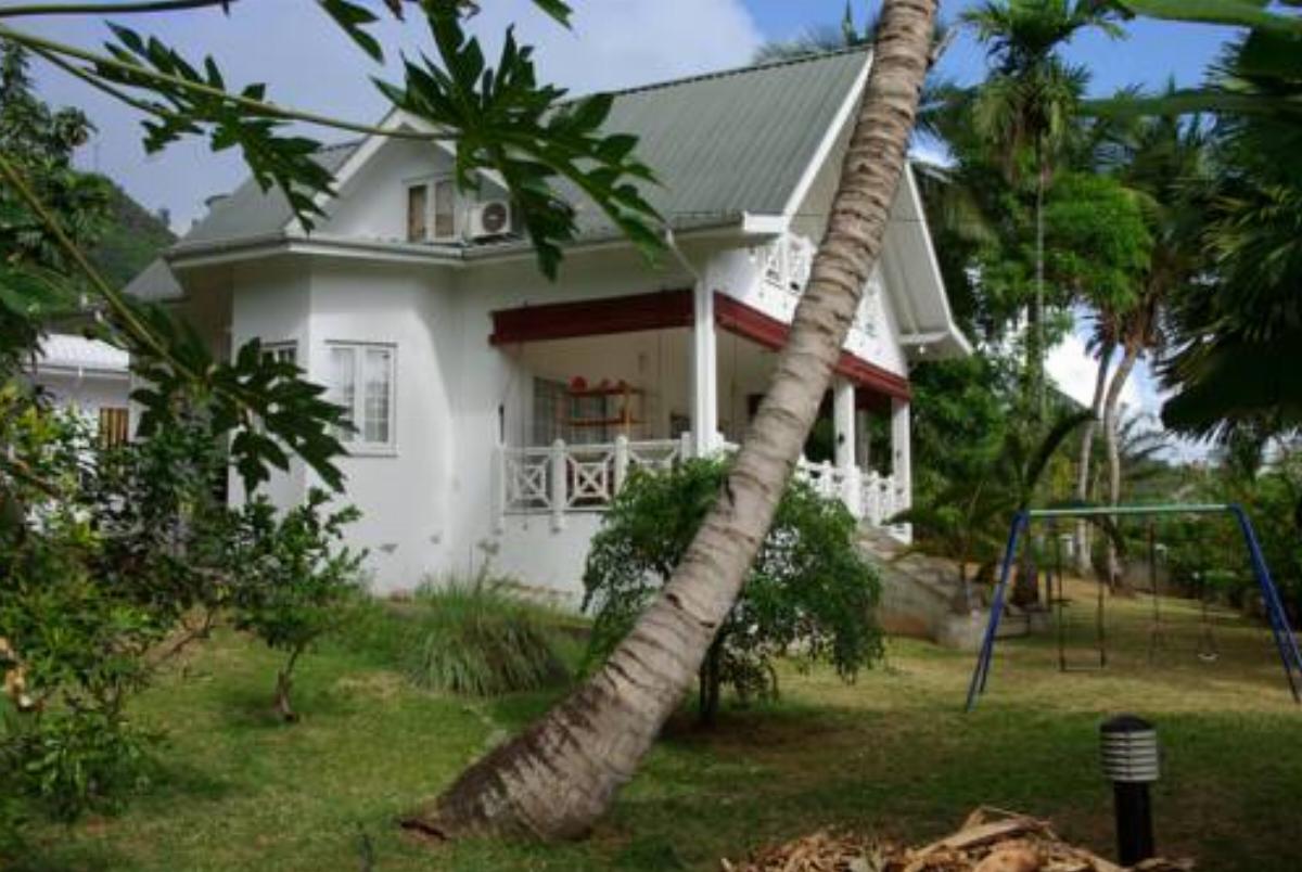 Le Domaine de Bacova Hotel Pointe Au Sel Seychelles