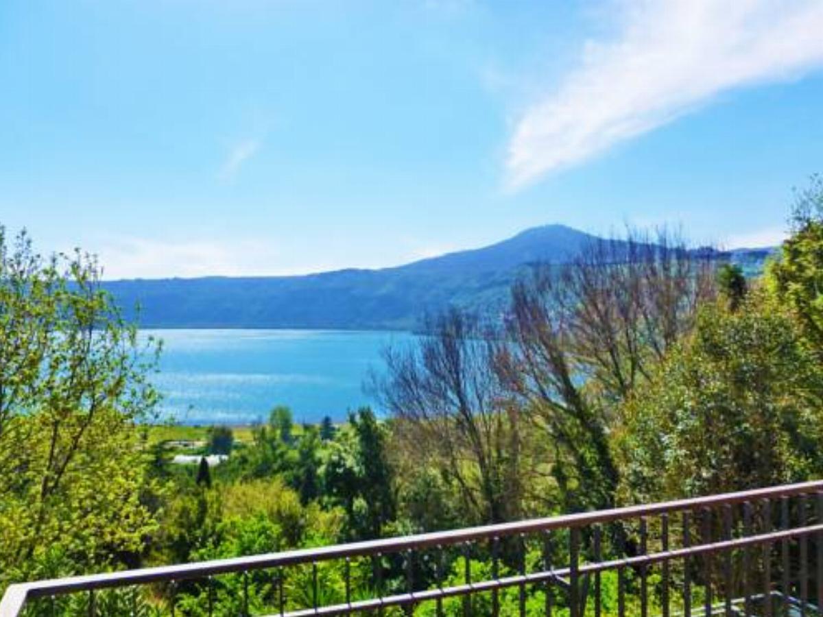 Le Finestre sul Lago Hotel Castel Gandolfo Italy