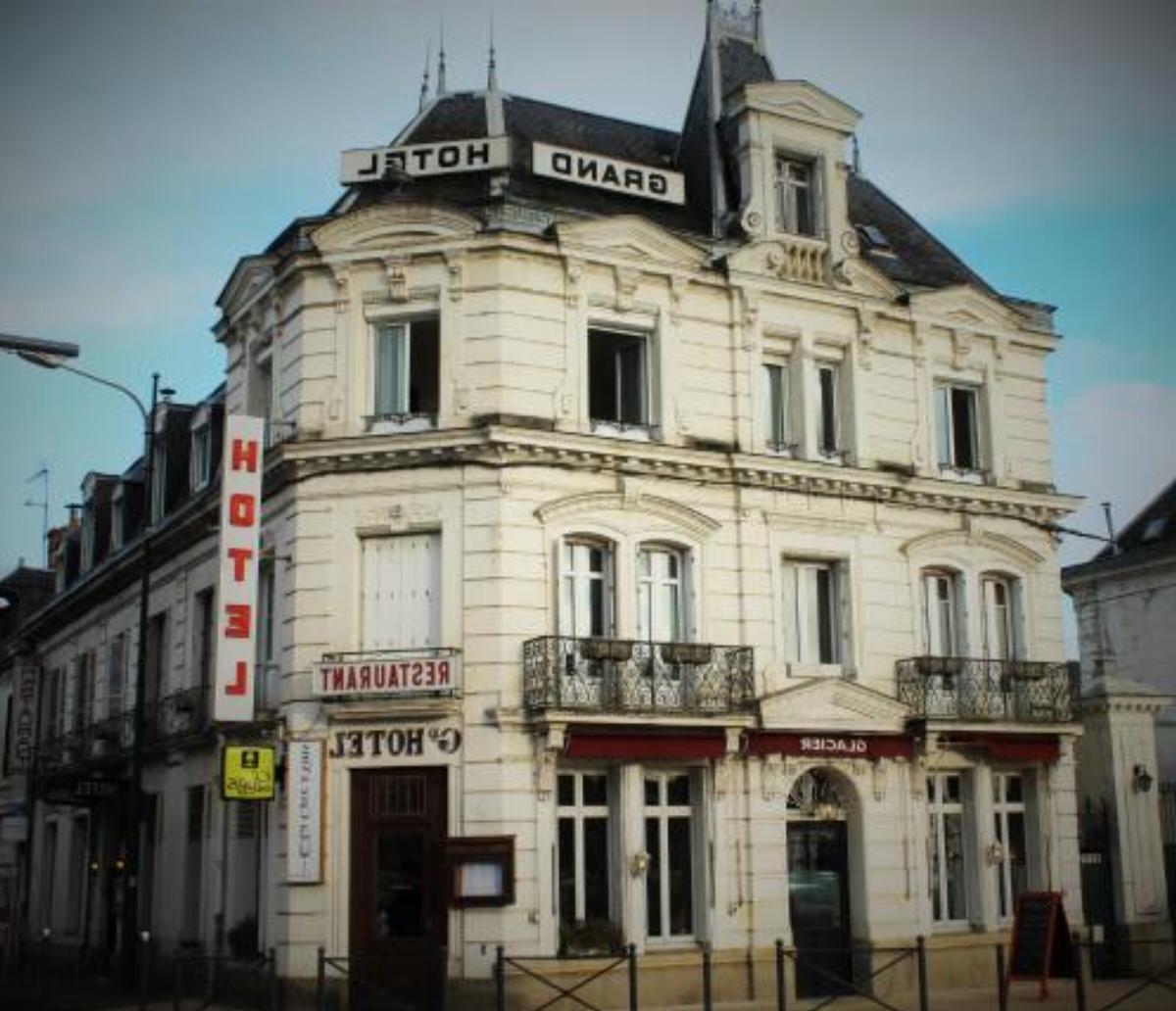 Le Grand Hotel Hotel Château-du-Loir France