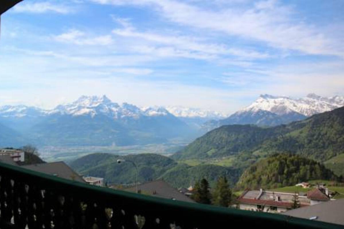 Les Airelles Bed and Breakfast Hotel Leysin Switzerland