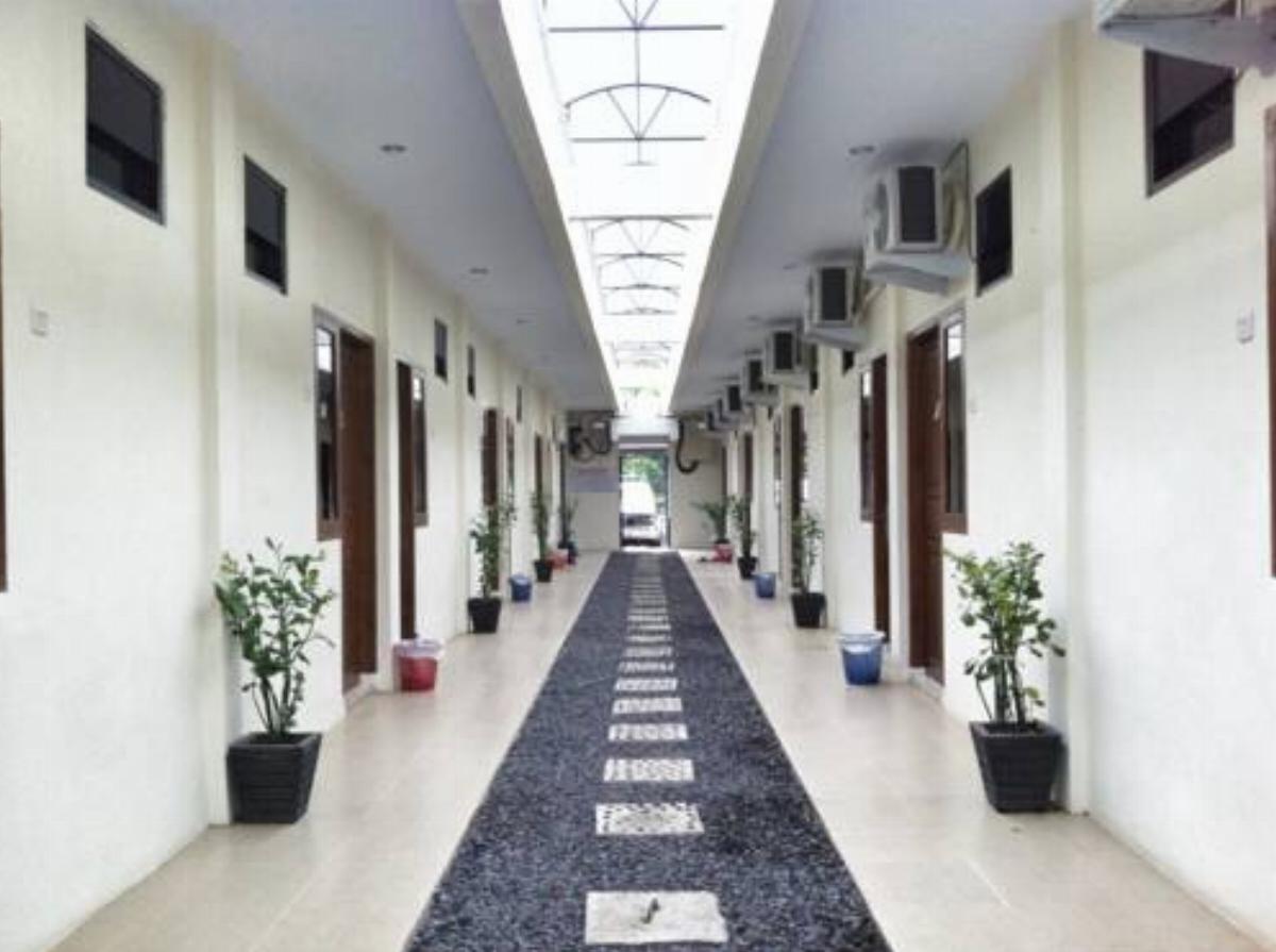 Living Peace House Hotel Wori Indonesia