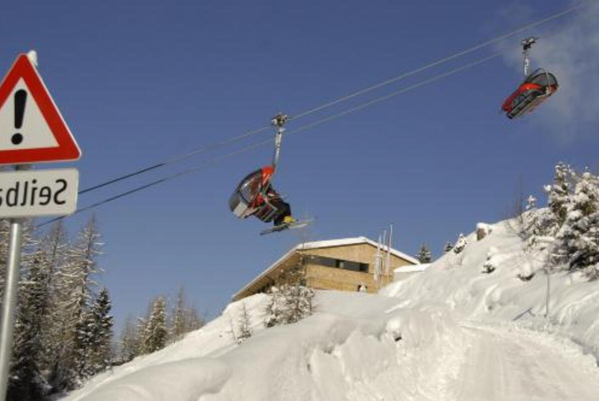 Lizum 1600 | Kompetenzzentrum Snowsport Tirol Hotel Axamer Lizum Austria