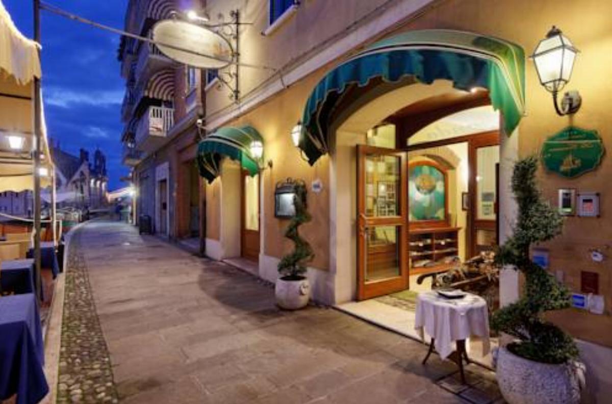 Locanda La Comacina Hotel Comacchio Italy