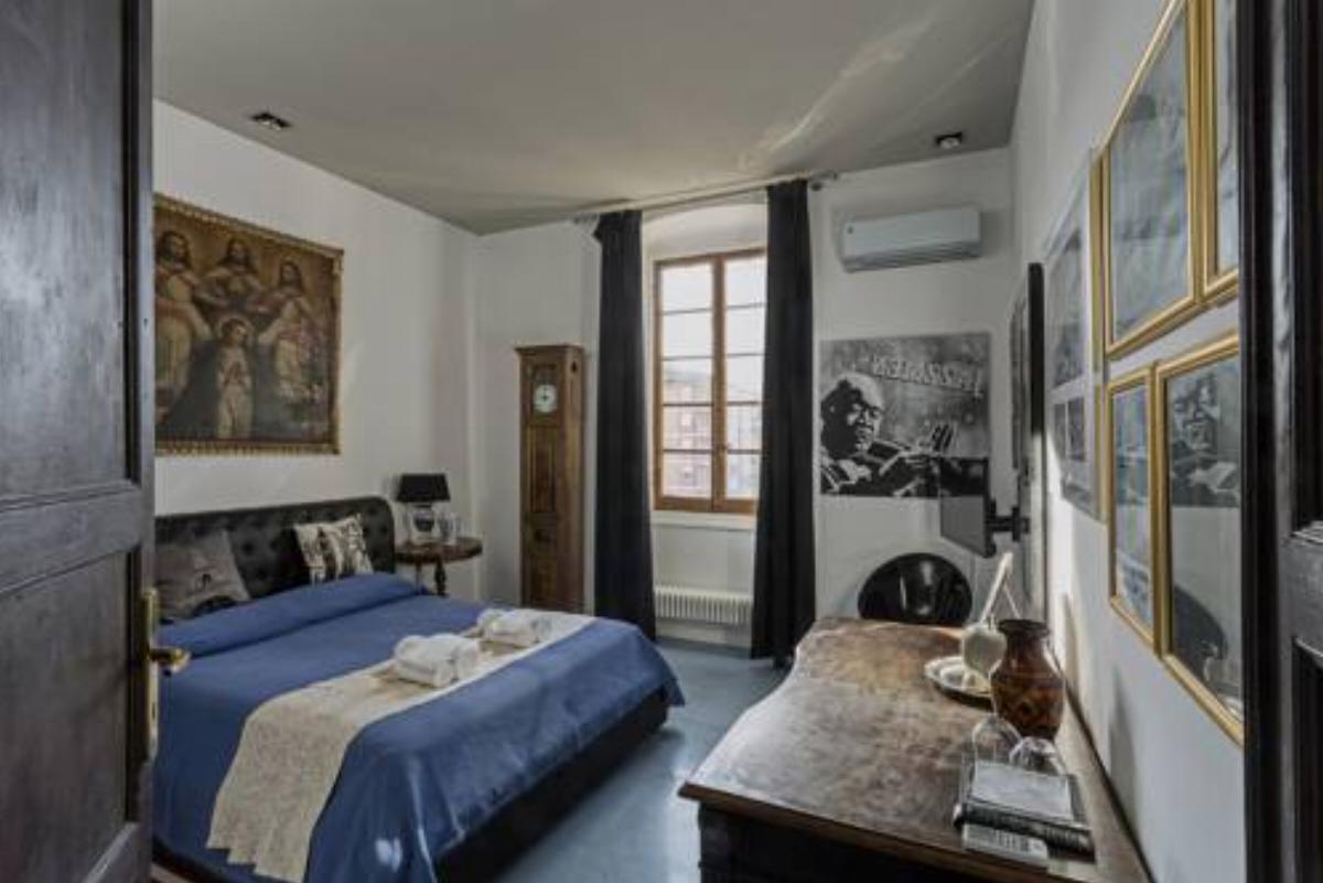 Loft Garibaldi Rooms and Suites Hotel Chiavari Italy
