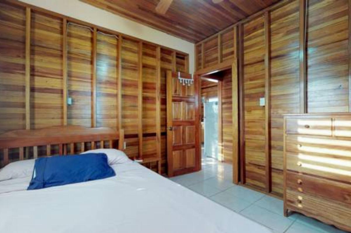 Loft @ Roughrider Inn Hotel Caye Caulker Belize