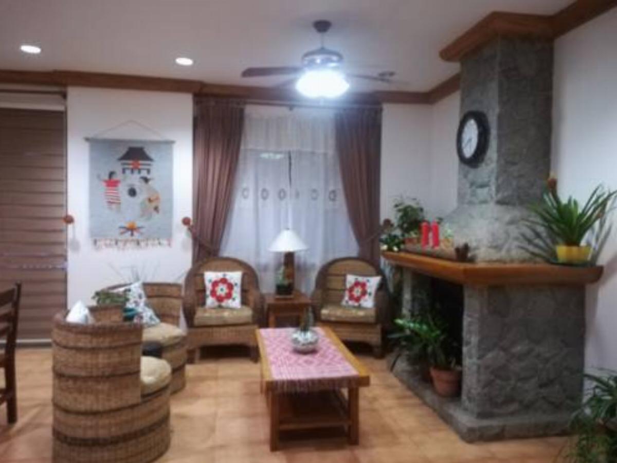 Log Cabin Master's bedroom Hotel Baguio Philippines