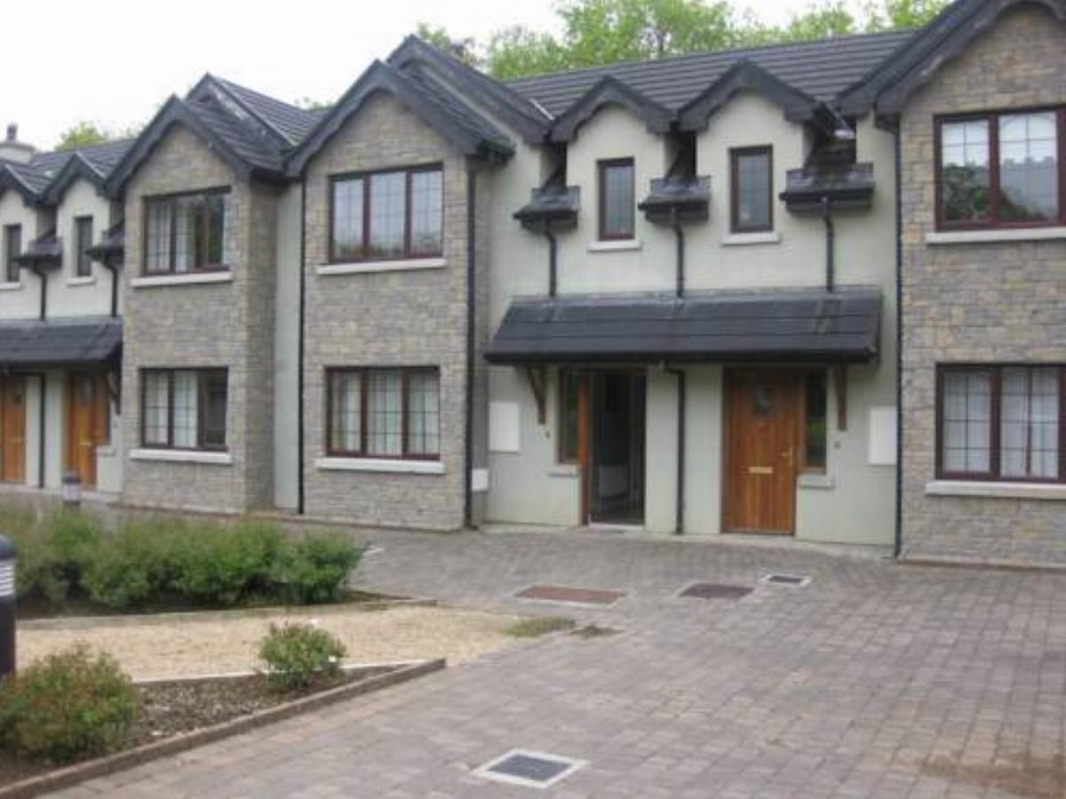Lough Rynn Townhouse Self Catering Hotel Mohill Ireland