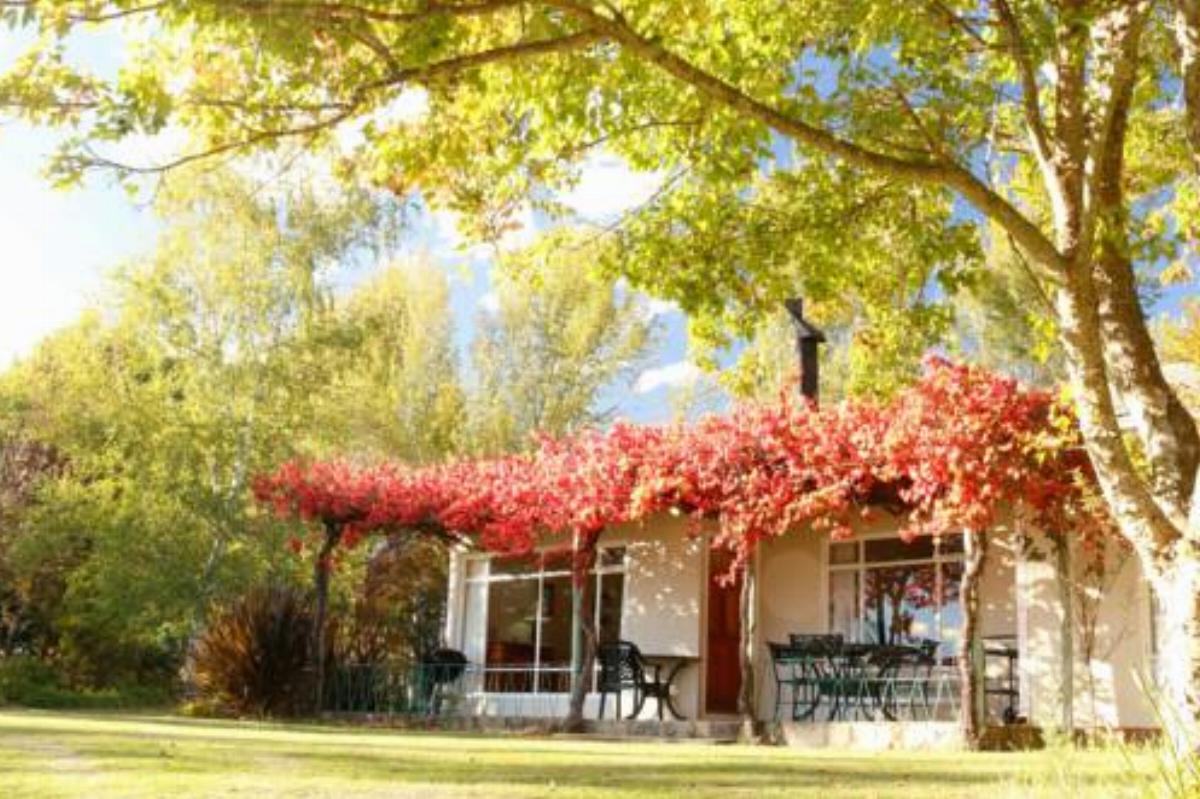 Lowestoffe Country Lodge - Trout Hotel Hogsback South Africa